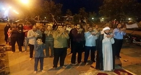 استقبال از نماز جماعت در ساحل سفیراُمید آستارا