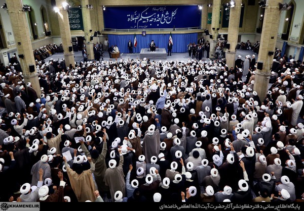 دیدار ائمه جماعات مساجد استان تهران با حضرت امام خامنه‌ای (مدظله)