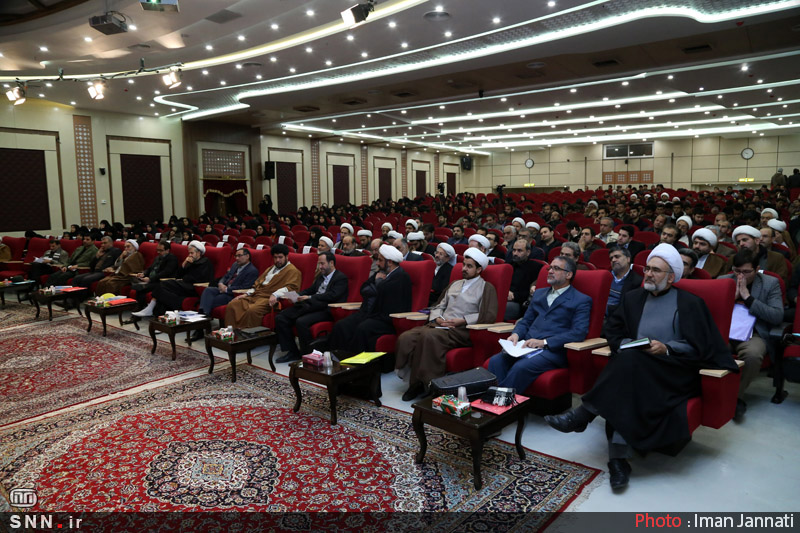  نخستین همایش ملی«نماز در فرهنگ رضوی» در مشهد برگزار شد