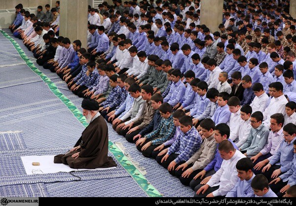 گزارش تصویری جشن تکلیف دانش‌آموزان در حضور رهبر انقلاب