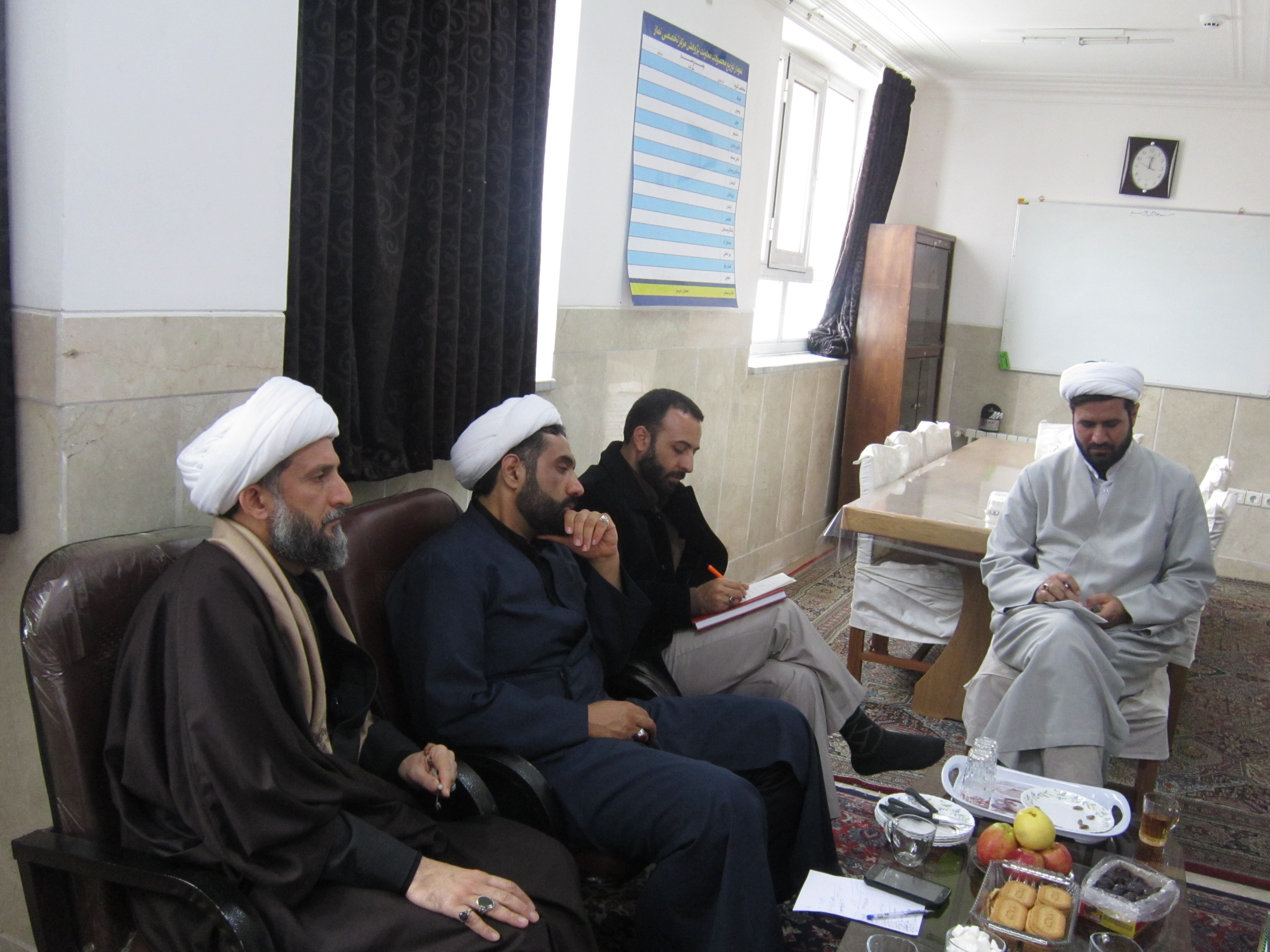 دیدار نماینده بسیج فرهنگی حشد الشعبی کشور عراق  در ایران با مدیر و معاونین مرکز تخصصی نماز+گزارش تصویری