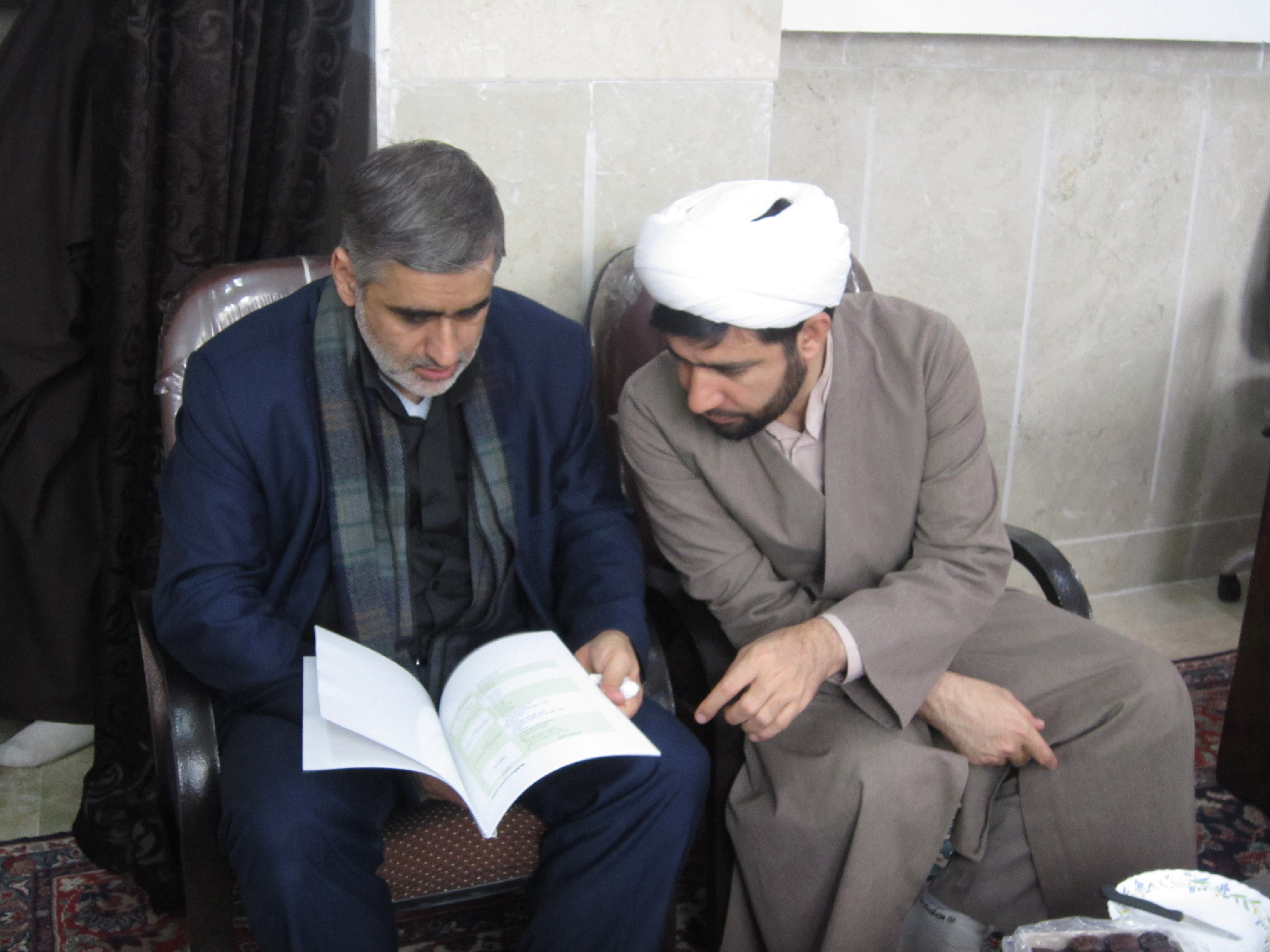 دیدار نماینده بسیج فرهنگی حشد الشعبی کشور عراق  در ایران با مدیر و معاونین مرکز تخصصی نماز+گزارش تصویری