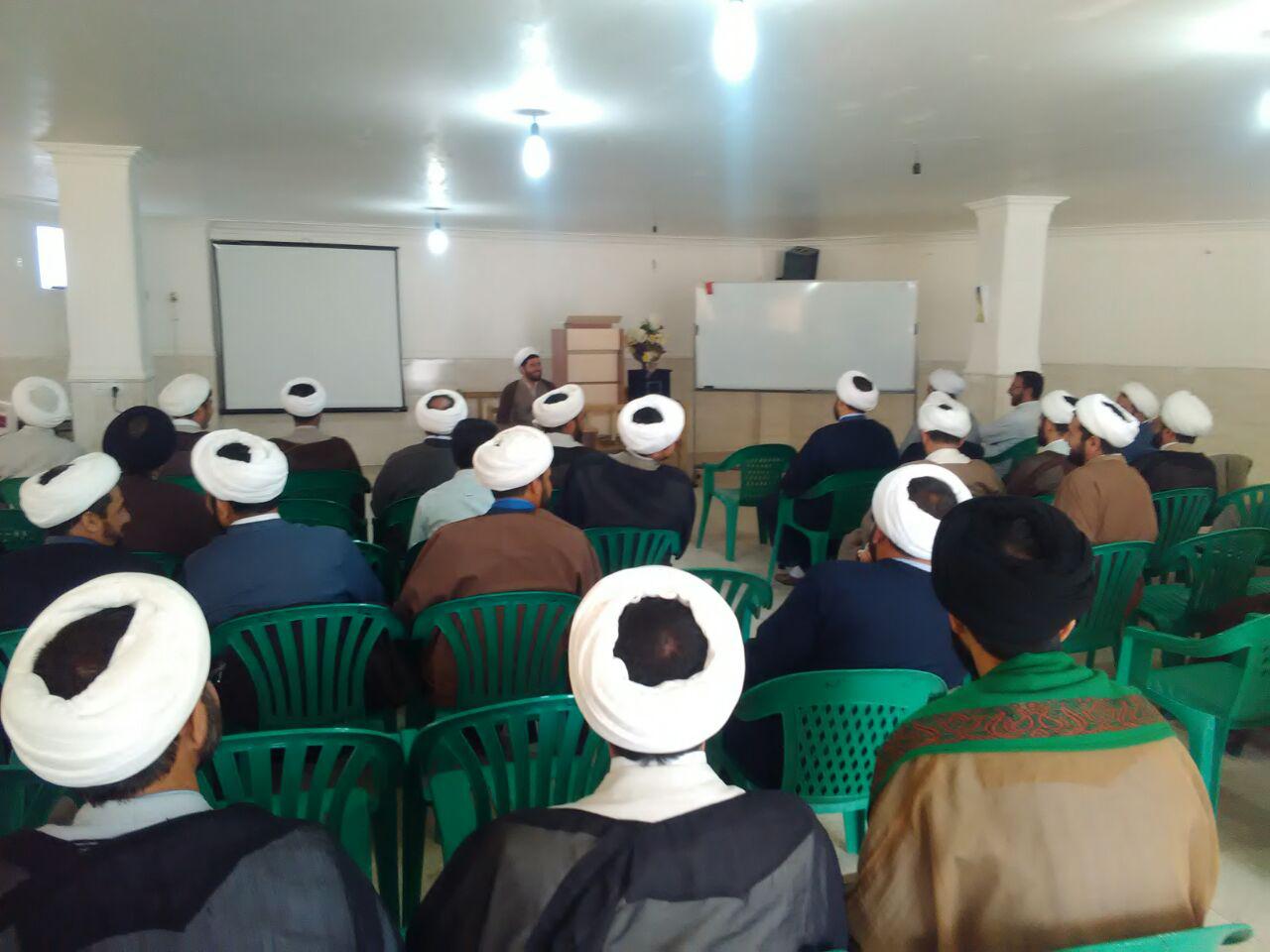 دوره آموزشی اساتید و کارشناسان برتر مرکز تخصصی نماز در سمنان