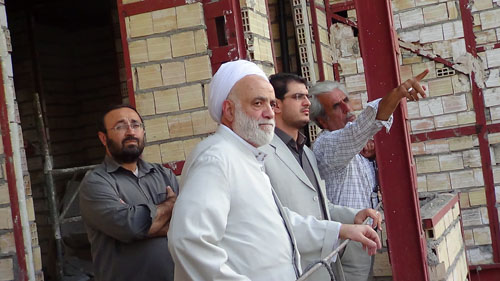 مسجدی که یک محله را اداره می‌کند / مسجدی که به همت حجت الاسلام قرائتی برپا شد