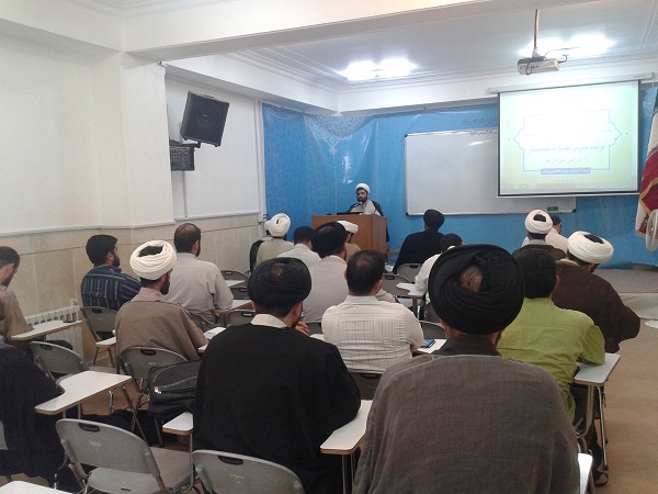 آغاز هشتمین دوره یک ساله آموزش معارف نماز