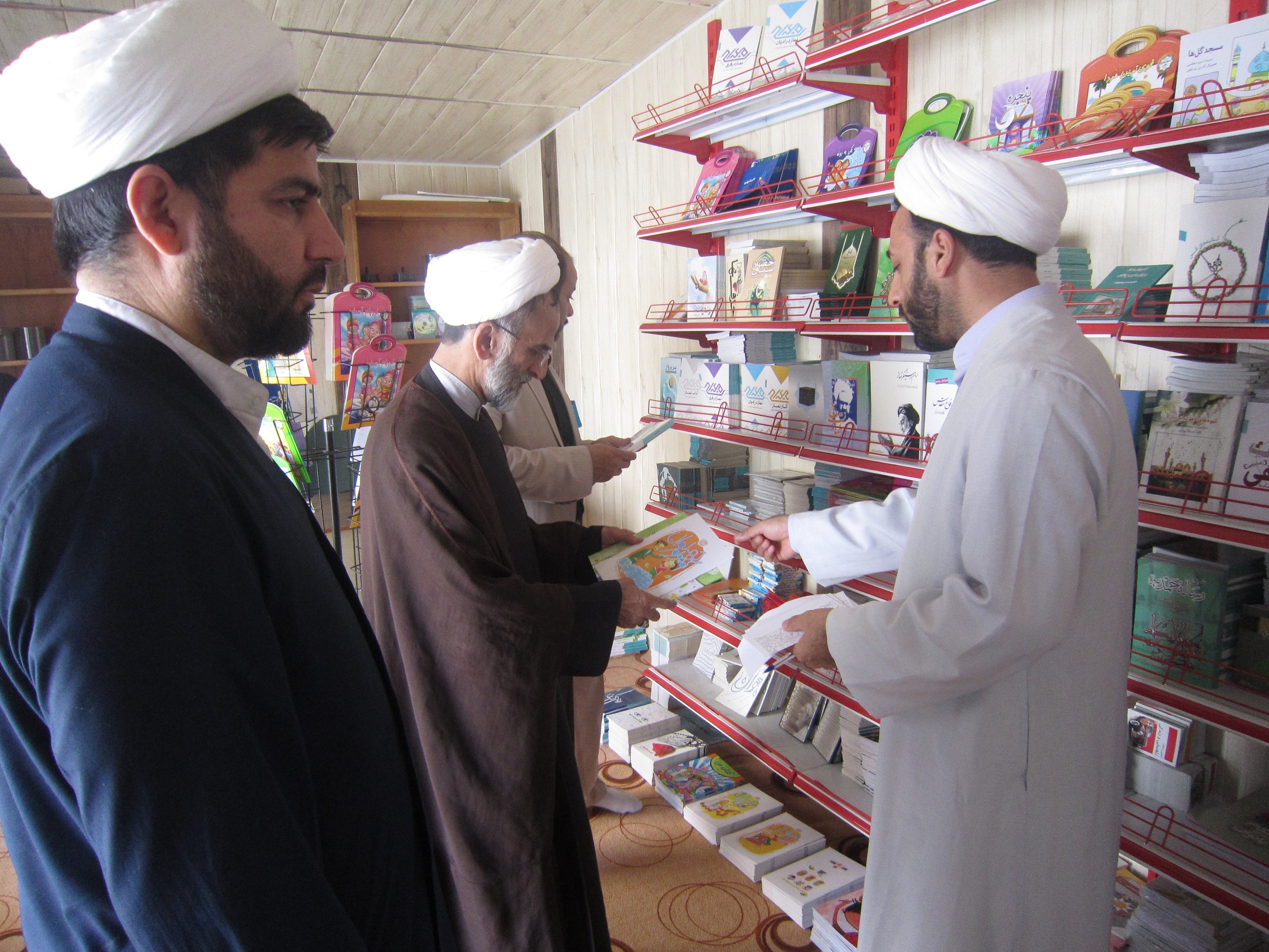 نشست معاون محترم امور فرهنگی  مجمع جهانی اهل بیت (ع) و مدیر محترم مرکز تخصصی نماز 