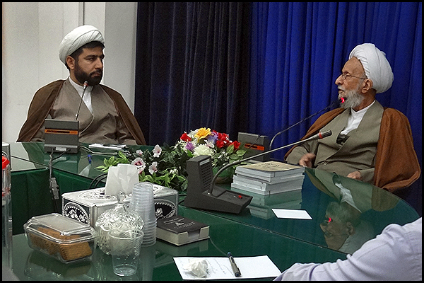 گزارش تصویری از دیدار اساتید و مبلغان مرکز تخصصی نماز  با آیت الله مصباح یزدی