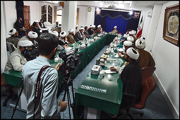 گزارش تصویری از دیدار اساتید و مبلغان مرکز تخصصی نماز  با آیت الله مصباح یزدی