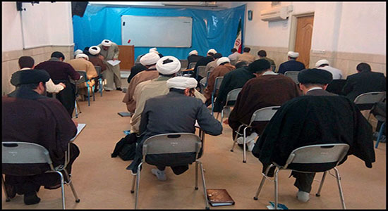  برگزاری امتحانات ترم اول مرکز تخصصی نماز 