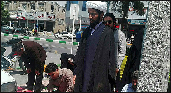 ابتکار عمل کارگر شهرداری مشهد در برپایی نماز اول وقت