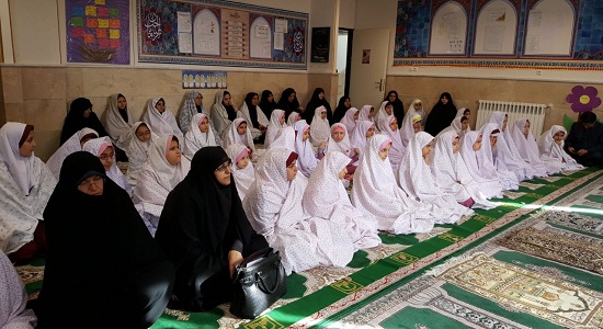 نماز از دوران‌کودکی سبب ایجاد آرامش روحی در بزرگسالی می شود