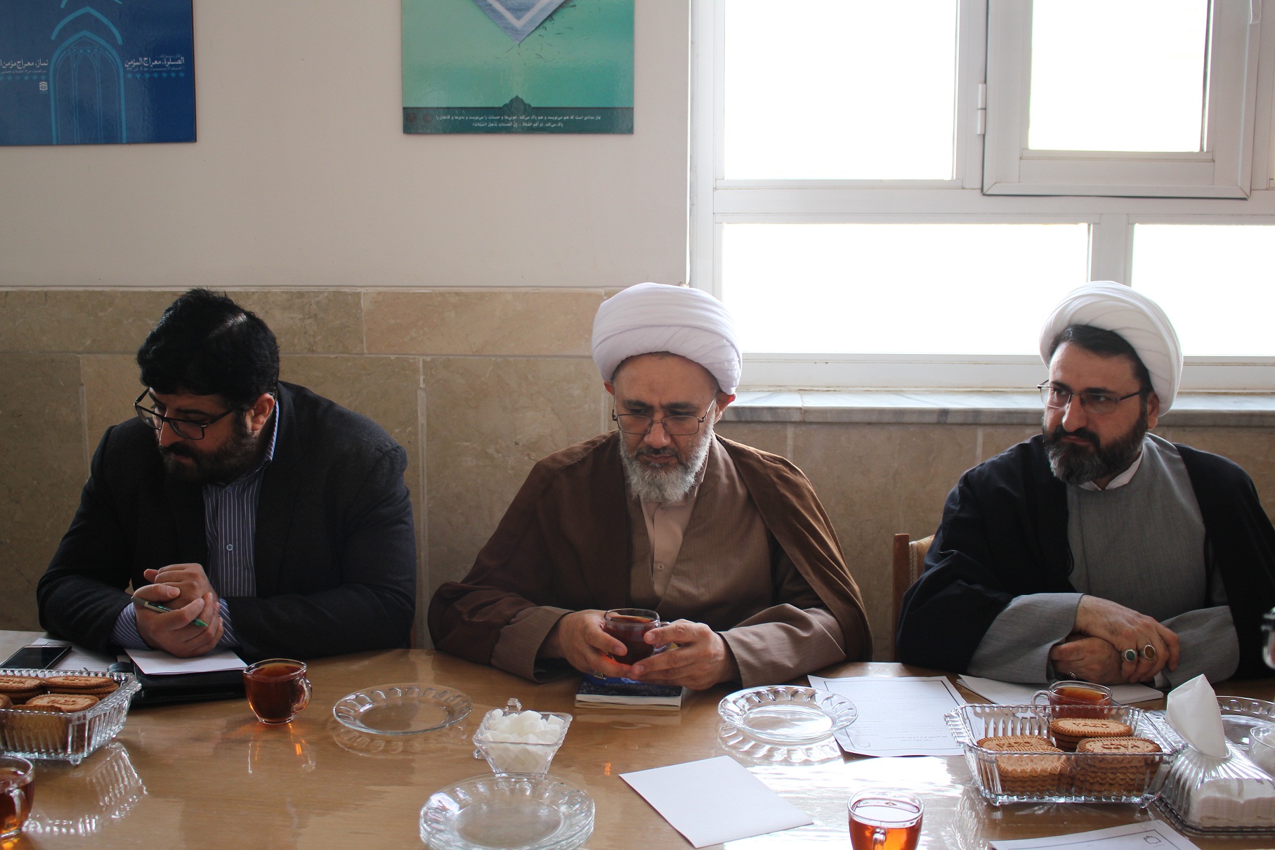 دیدار مسئولان رادیو معارف با مدیر و روئسای ادارات مرکز تخصصی نماز