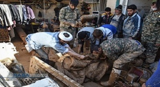 سیل واقعی ، مسؤولان مجازی
