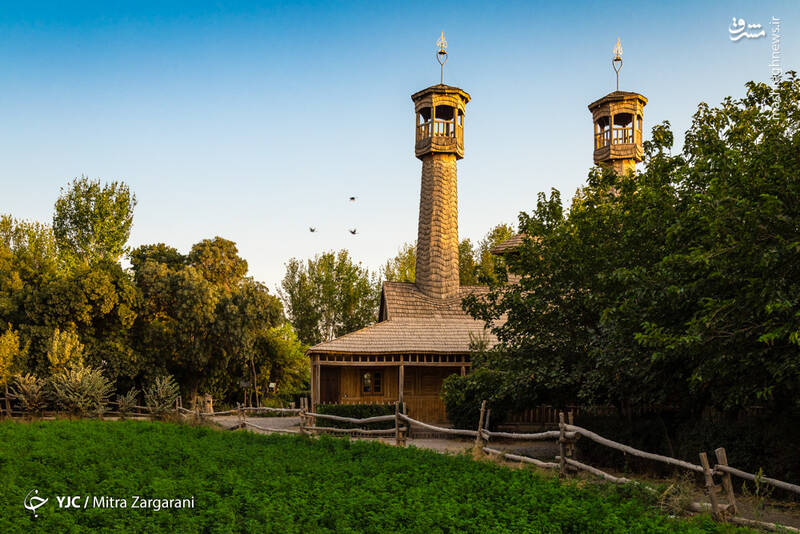 مسجد چوبی در دهکده چوبین