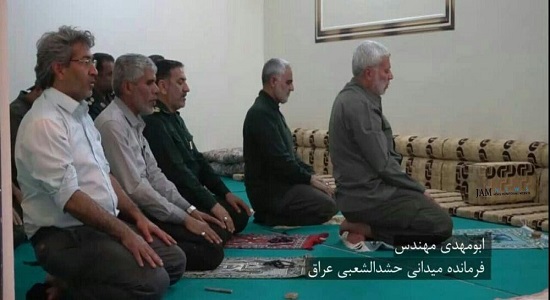 گزارش تصویری ازاقامه نماز توسط سردار دلها حاج قاسم سلیمانی