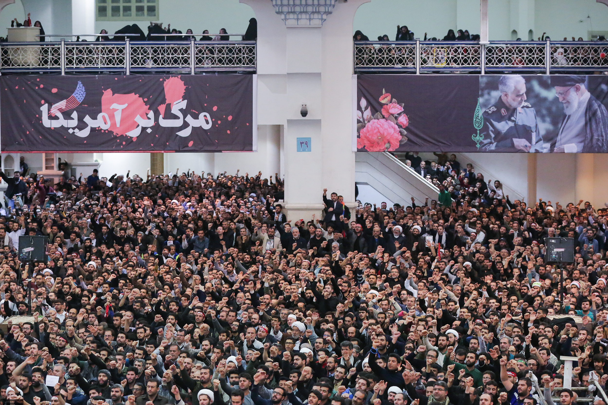 عکس هایی از خطبه نماز جمعه مقام معظم رهبری