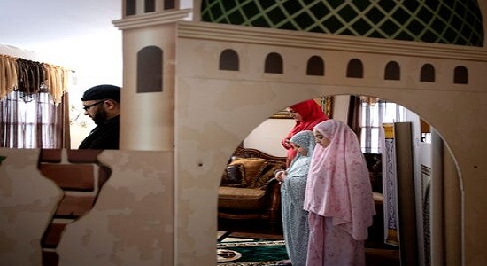 مسلمانان آمریکایی در ماه رمضان «مینی مسجد» ساختند