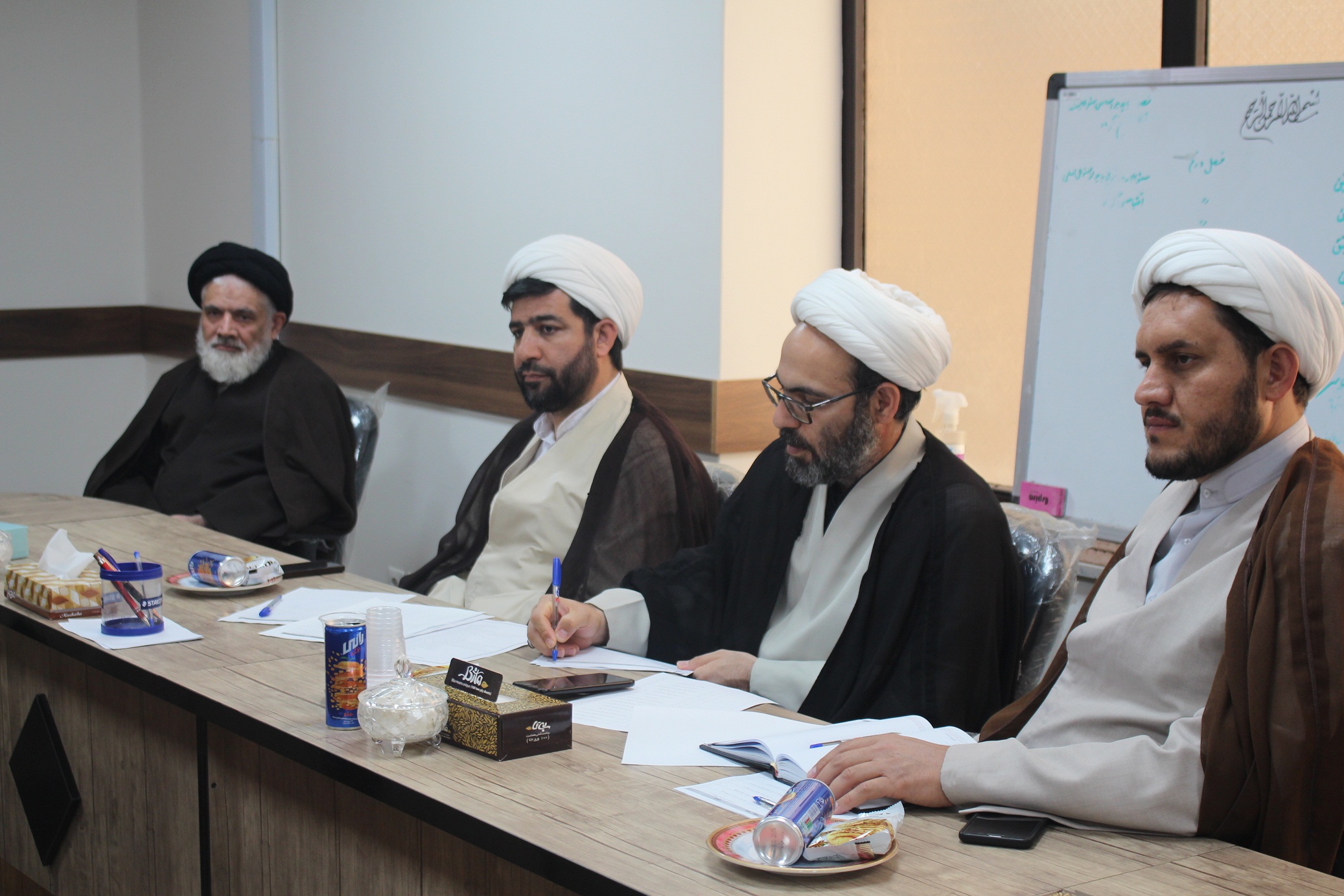 دومین جلسه تصویب موضوعات پایان نامه های نمازی