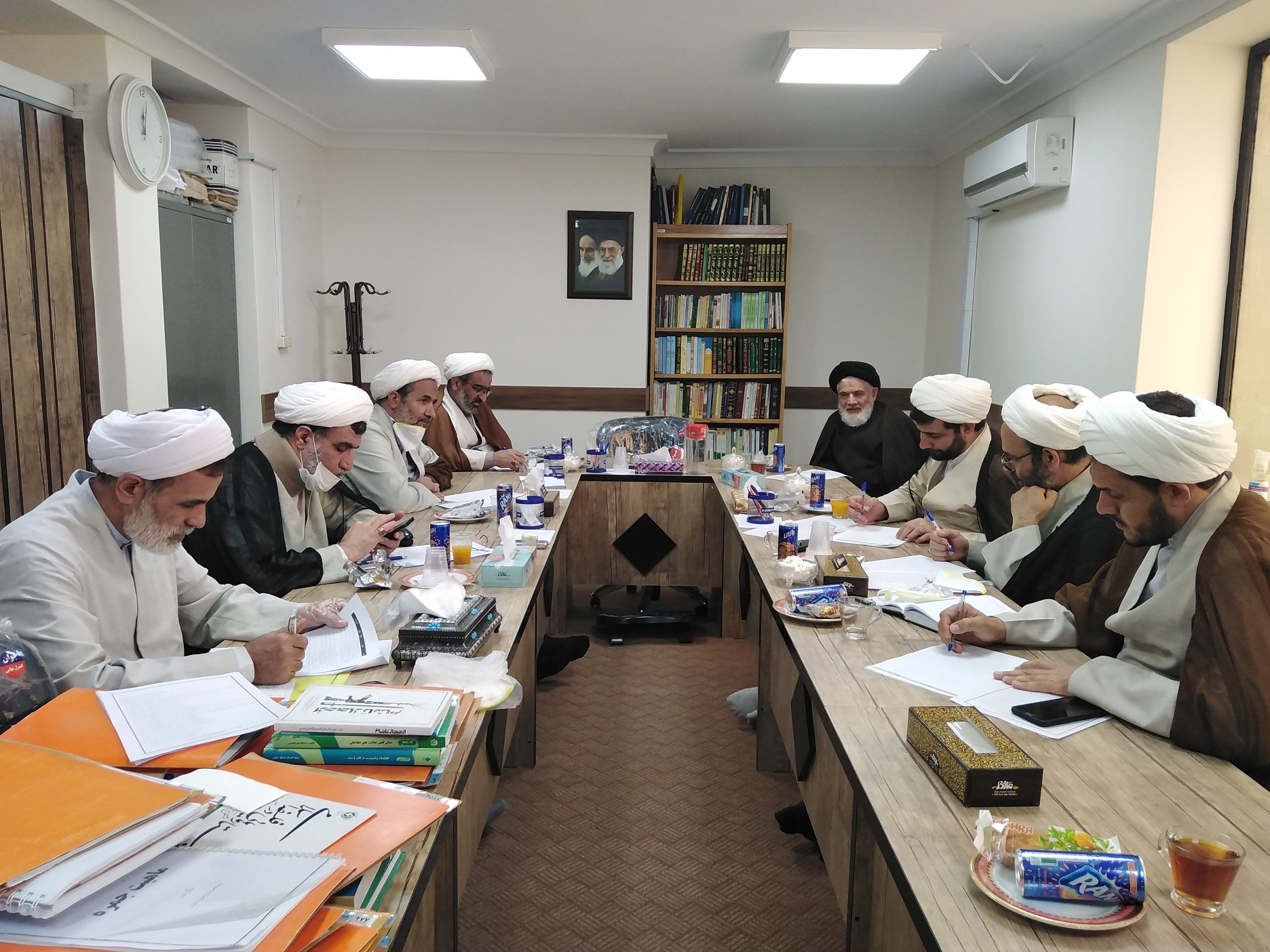 دومین جلسه تصویب موضوعات پایان نامه های نمازی