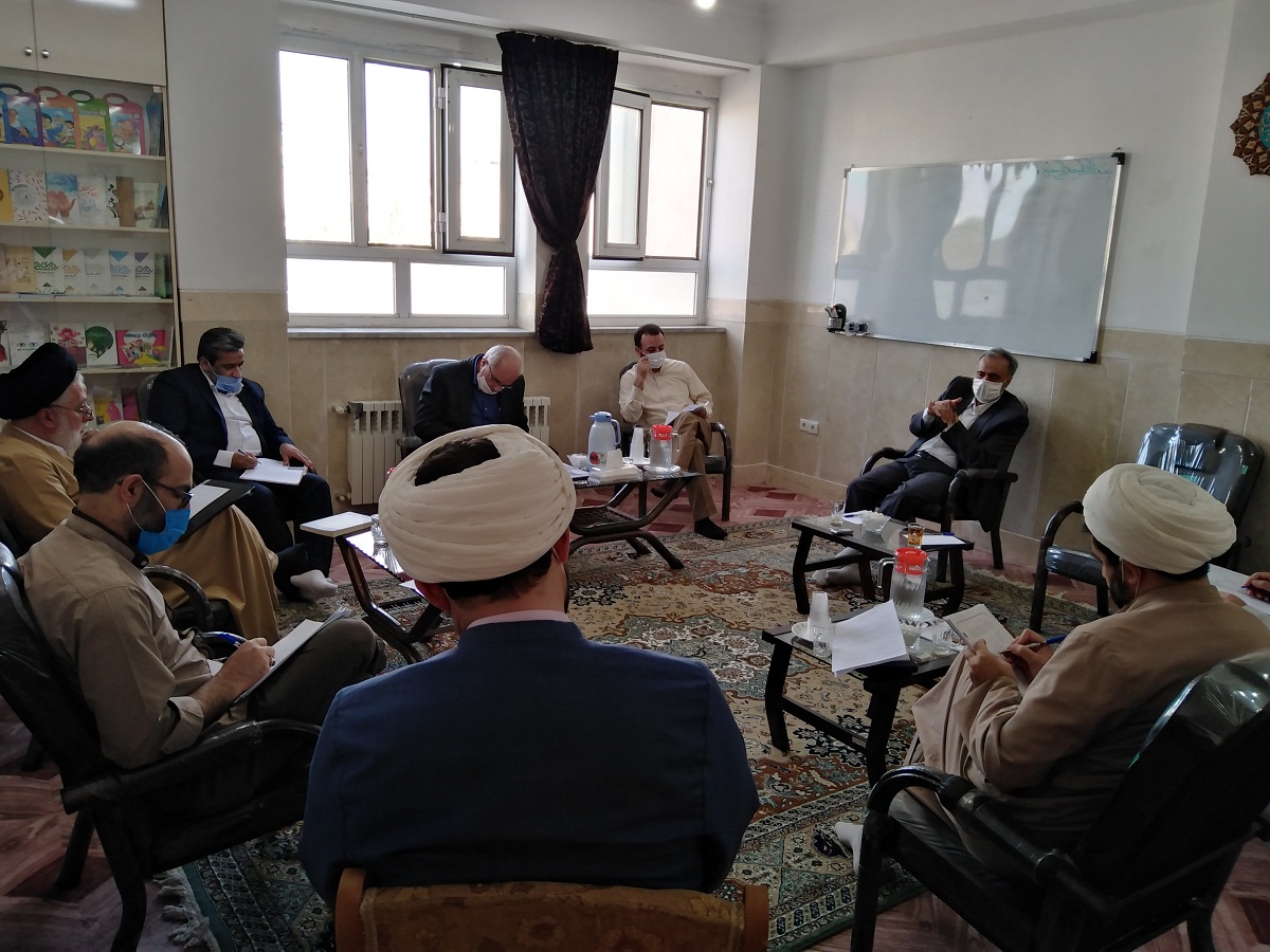 دیدار قائم مقام ستاد اقامه نماز با مدیر و کارکنان مرکز تخصصی نماز