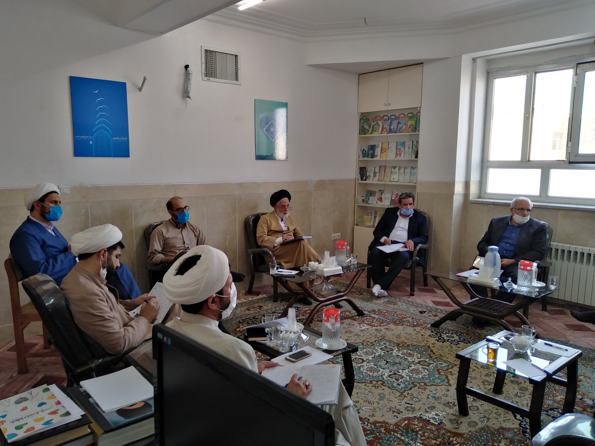 دیدار قائم مقام ستاد اقامه نماز با مدیر و کارکنان مرکز تخصصی نماز