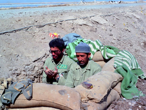 گزارش تصویری از نماز رزمندگان