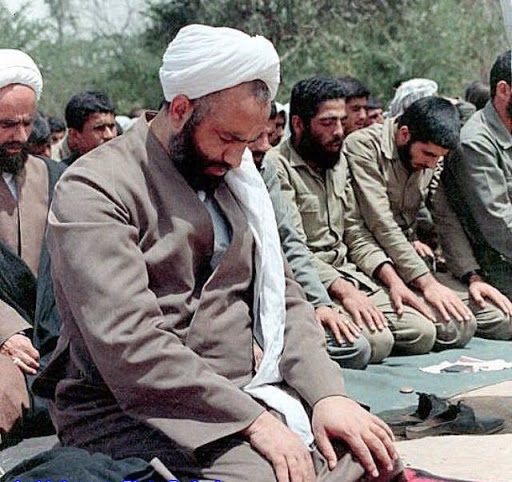 گزارش تصویری از نماز رزمندگان