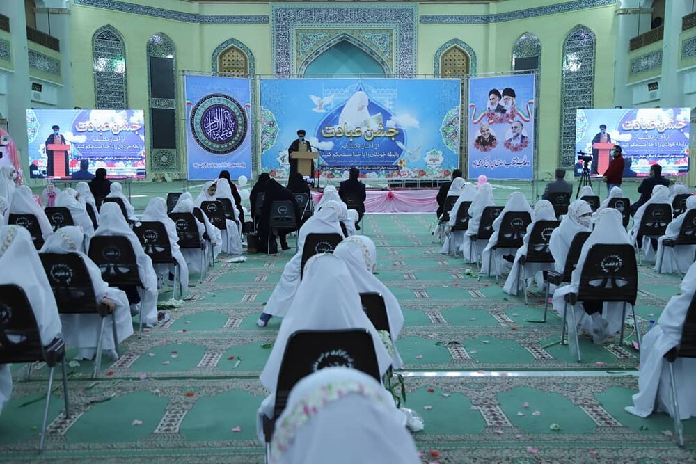 جشن تکلیف سرآغاز شیرین برای حرکت در مسیر معنویت است