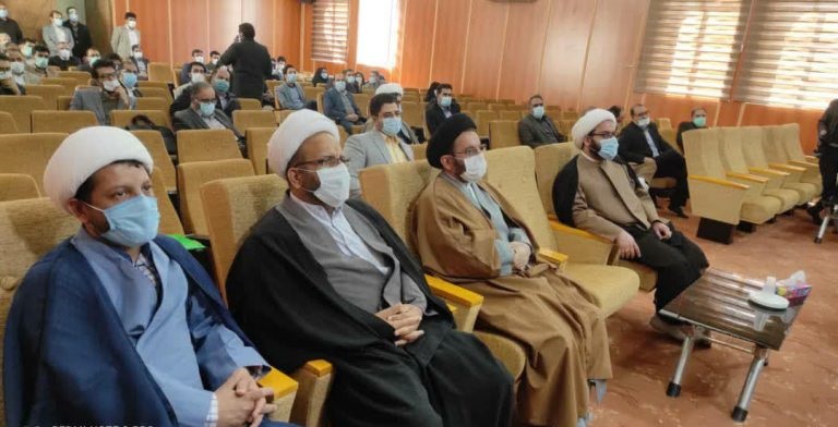 اقامه نماز در ادارات با جدیت پیگیری شود
