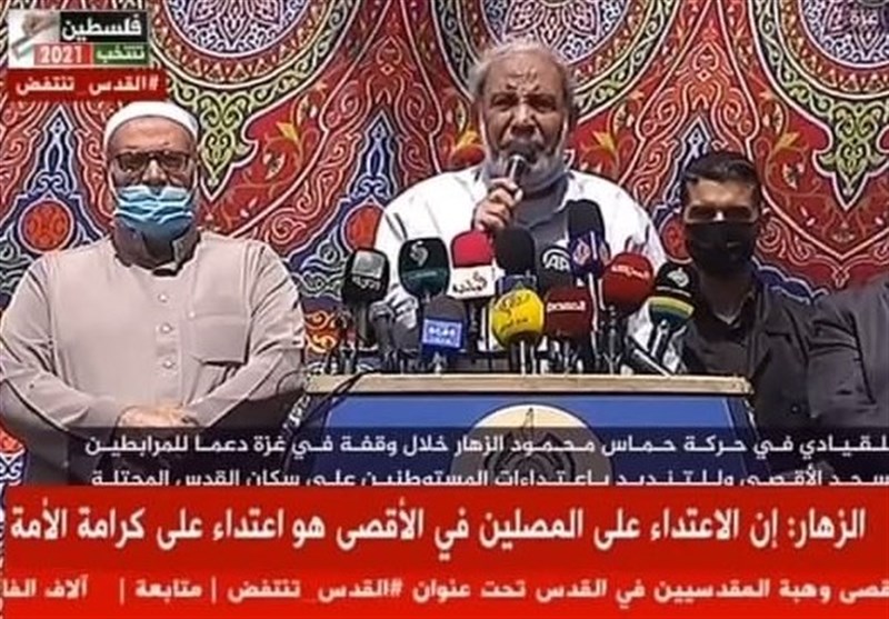  حضور ۶۰ هزار نمازگزار فلسطینی در مسجدالاقصی