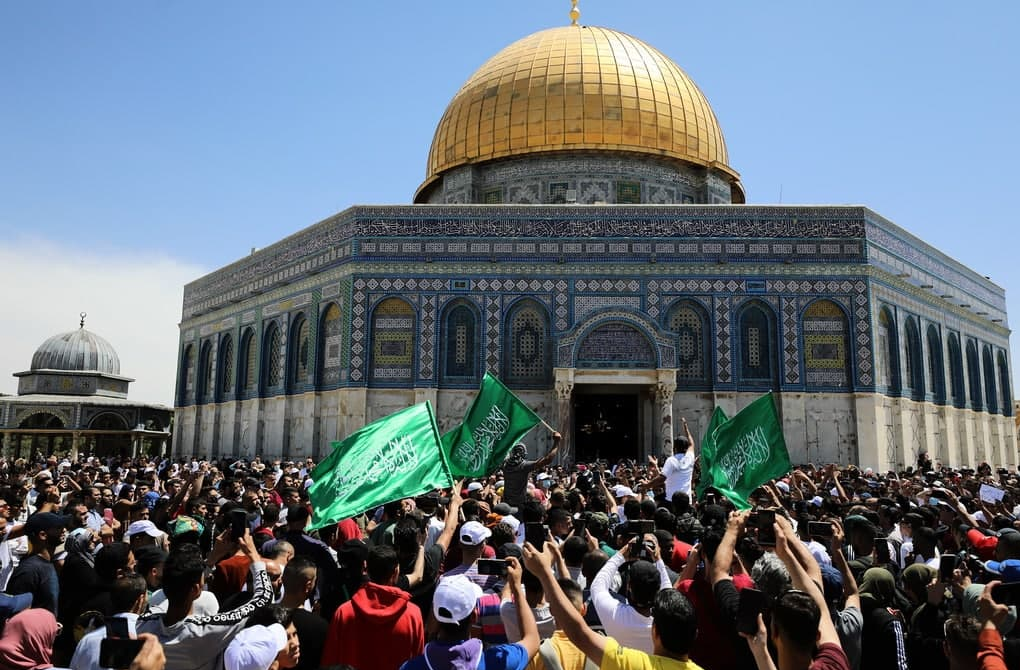 70 هزار فلسطینی آخرین نماز جمعه ماه مبارک رمضان را در مسجد الاقصی برپا کردند