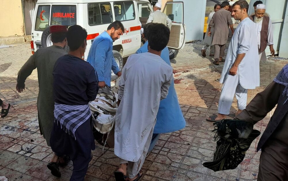 داعش مسئولیت انفجار مسجد شیعیان افغانستان را برعهده گرفت+تصویر
