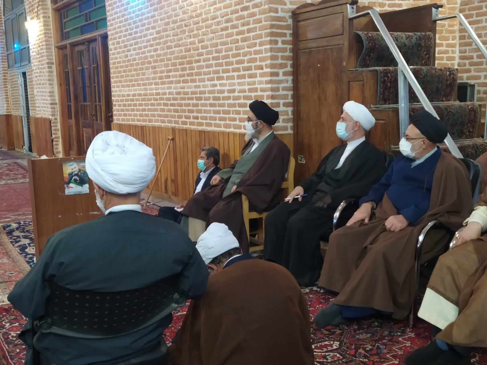 جامعه و همه مراکز آموزشی باید رنگ و بوی قرآنی داشته باشد+ تصاویر
