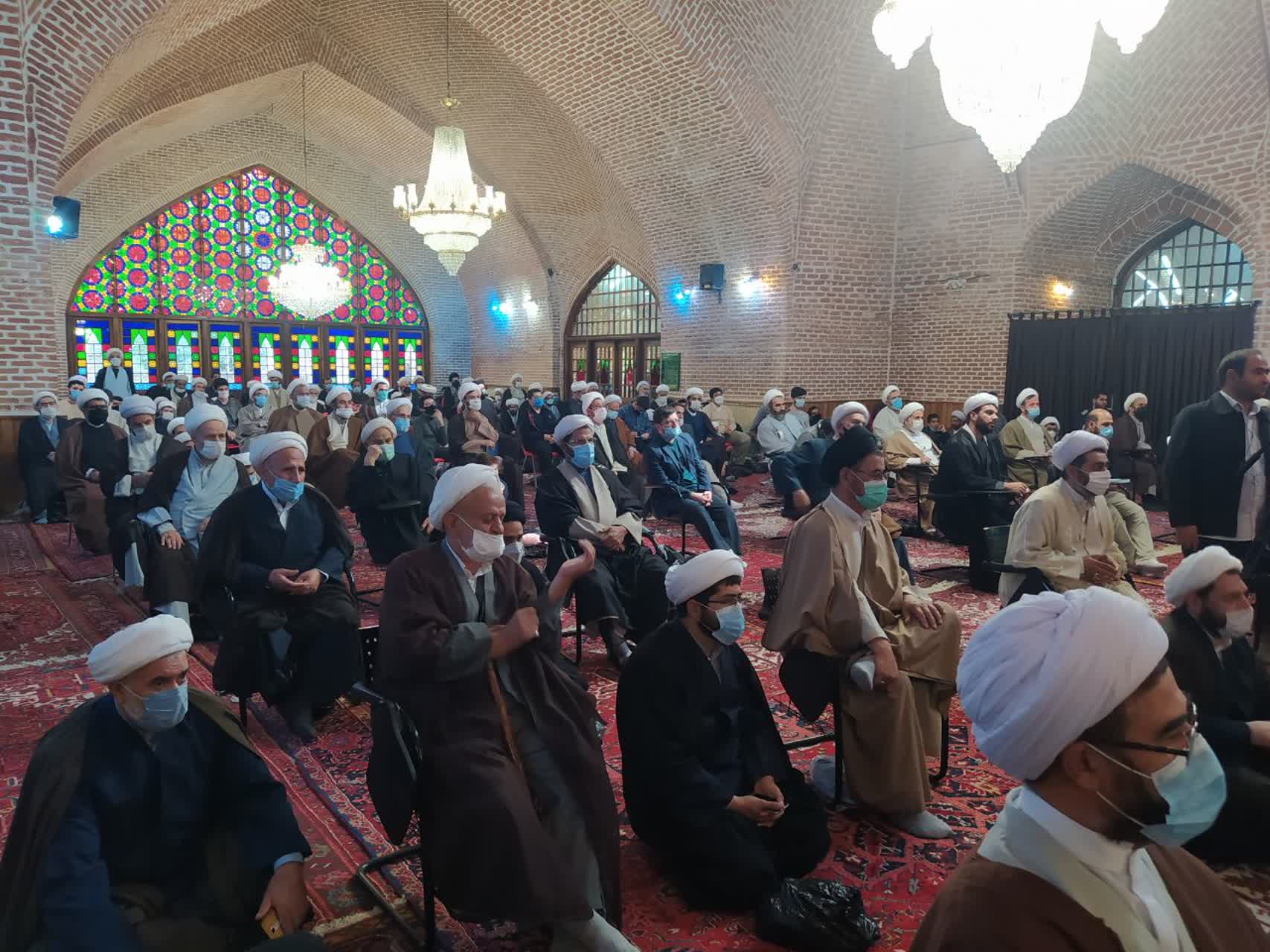 جامعه و همه مراکز آموزشی باید رنگ و بوی قرآنی داشته باشد+ تصاویر