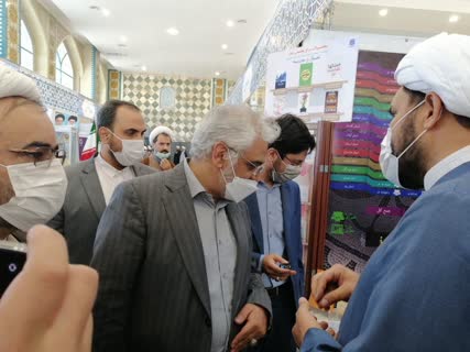اولین نمایشگاه دستاوردهای علمی مراکز تخصصی حوزه علمیه  با حضور مرکز تخصصی نماز افتتاح شد