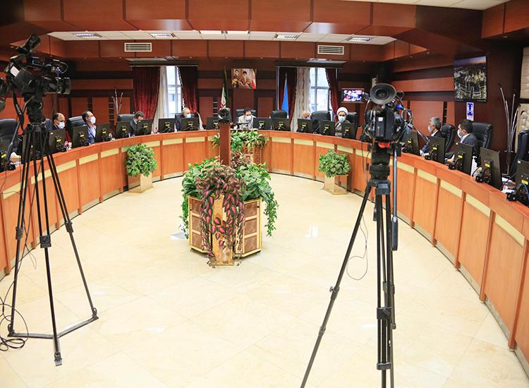 بالاترین نماد حکمرانی اسلامی اقامه نماز است