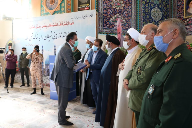 نماز پیشران تحقق احکام دین در جامعه است