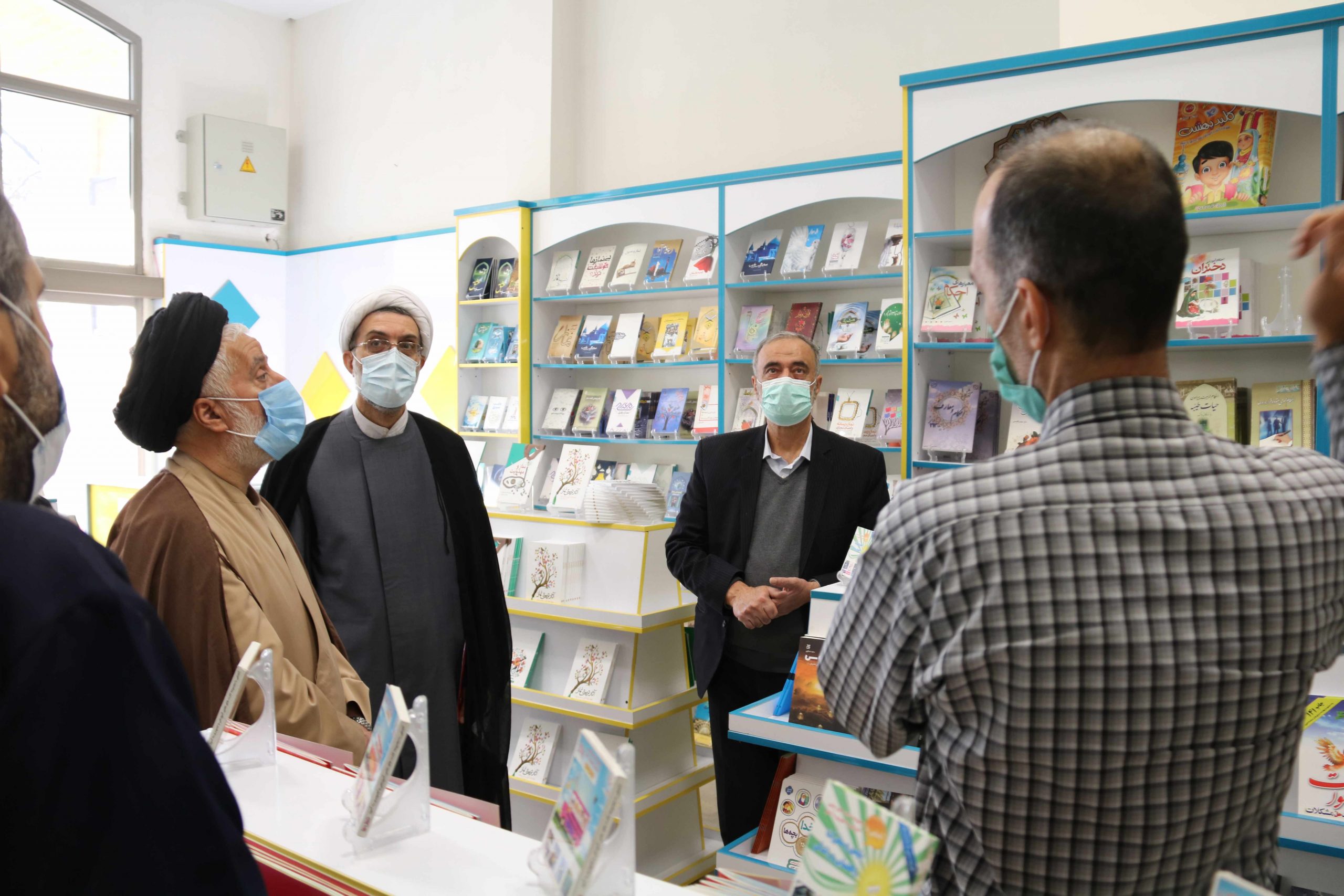کتاب های جدیدالنشر حوزه « نماز» و «مهدویت» رونمایی شد/ عکس