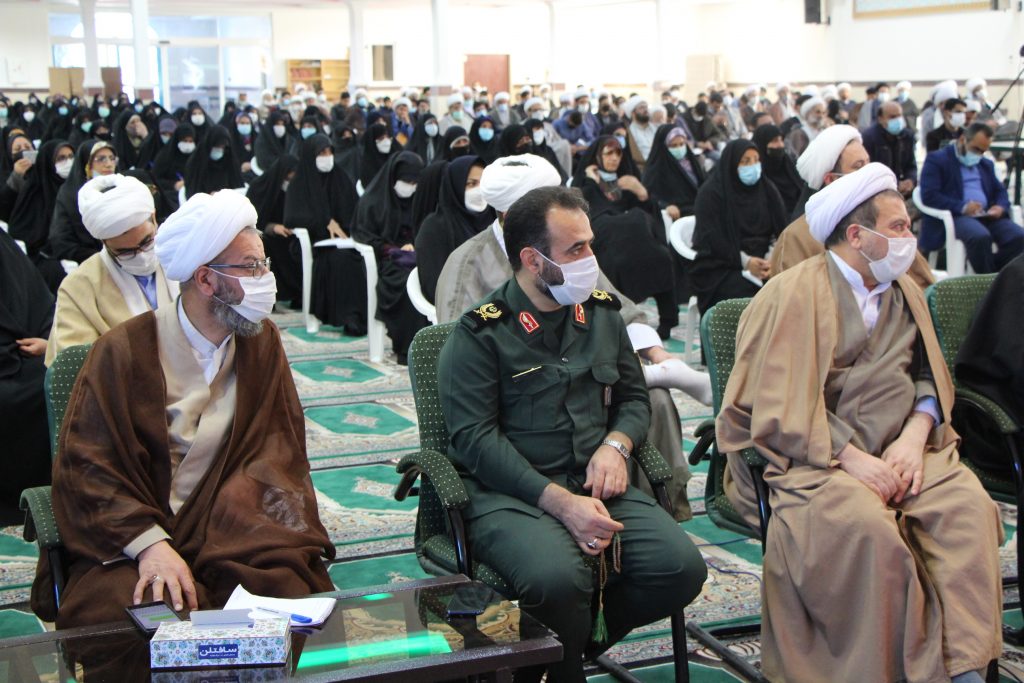 ترویج نماز در قشر دانش‌آموز جدی گرفته شود