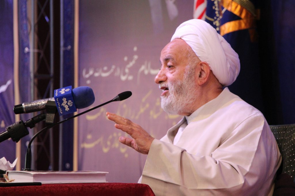 ترویج نماز در قشر دانش‌آموز جدی گرفته شود