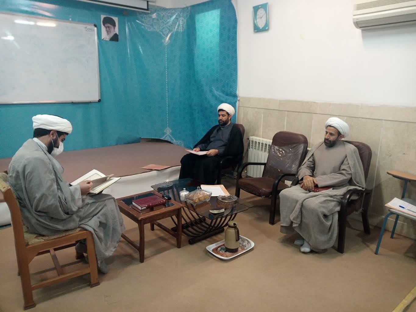 اسامی پذیرفته شدگان سطح سه رشته معارف نماز اعلام شد