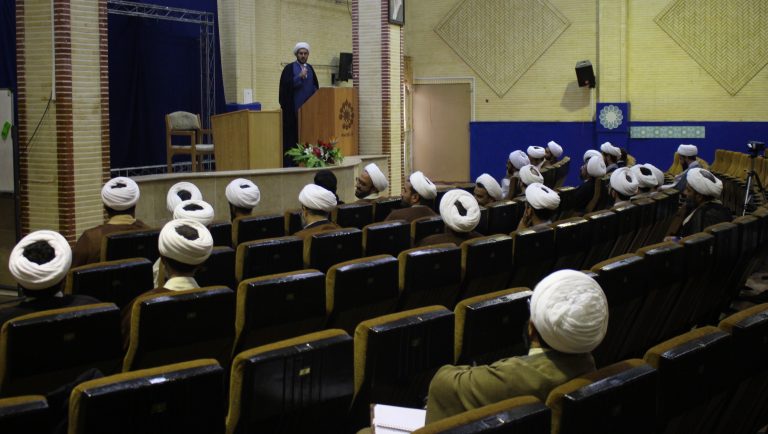 گردهمایی اساتید و کارشناسان مرکز تخصصی نماز برگزار شد