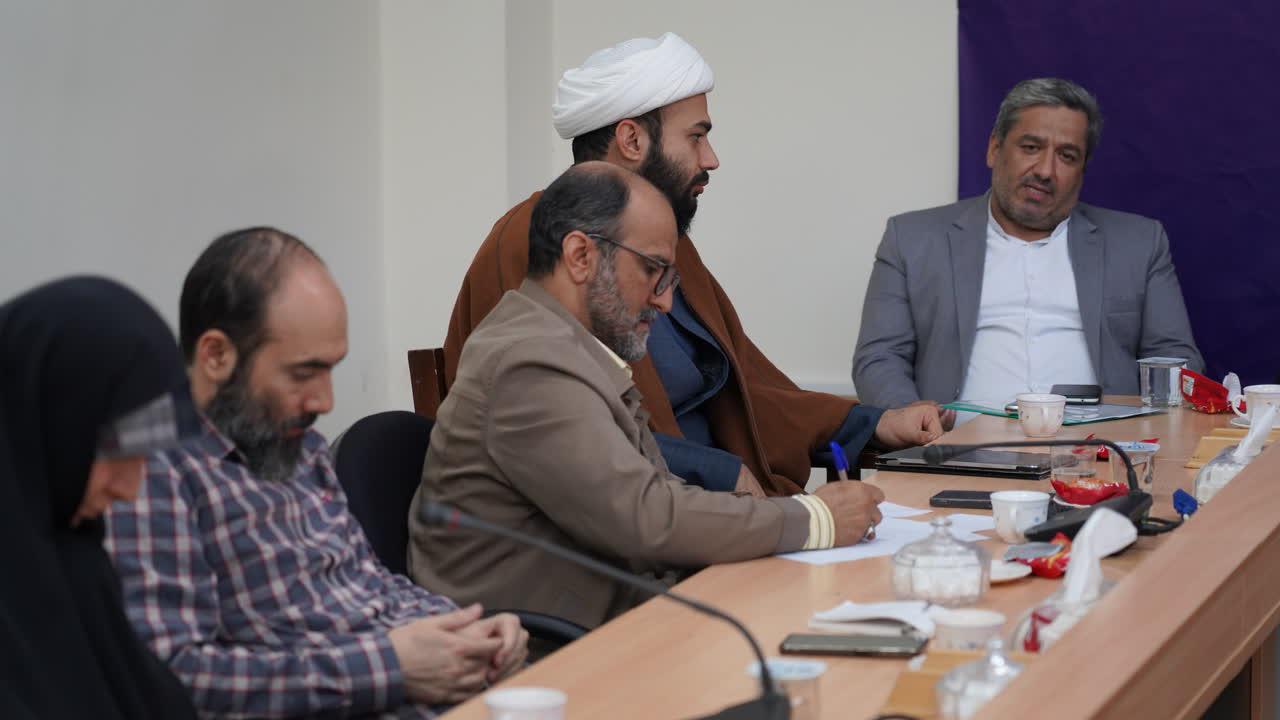  کمیته فرهنگی سی امین اجلاس سراسری نماز در زنجان برگزار شد