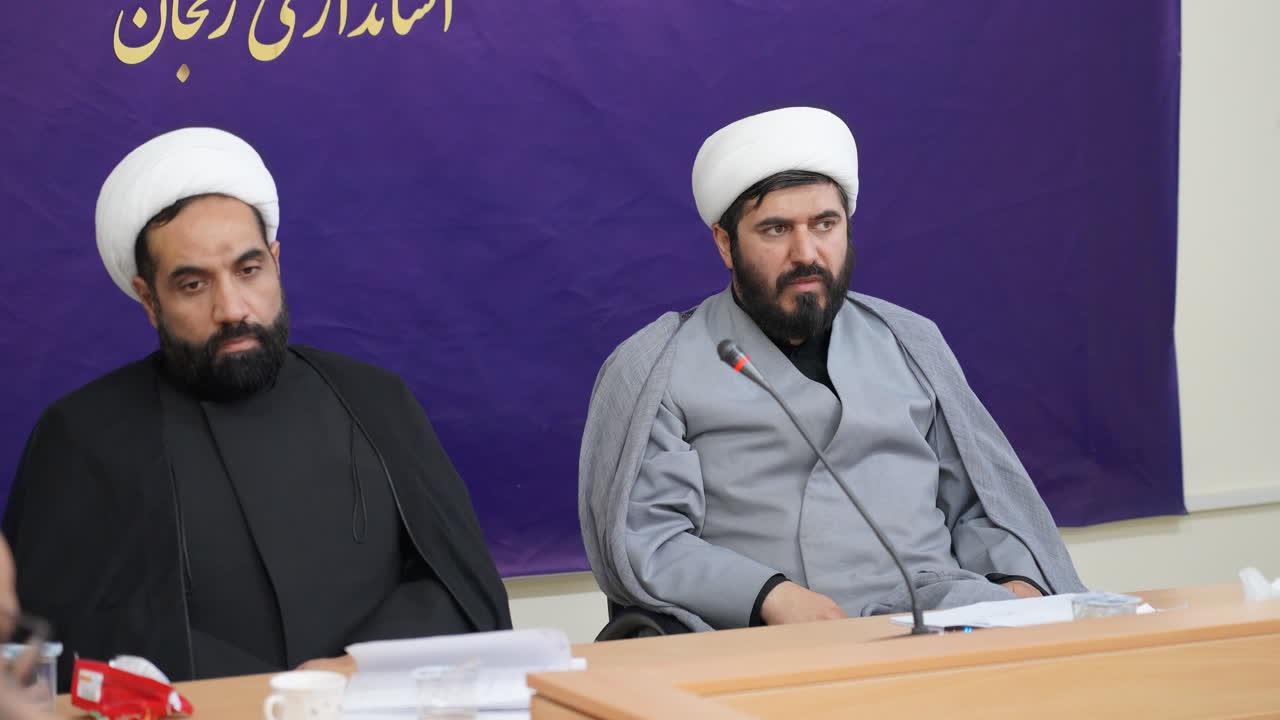  کمیته فرهنگی سی امین اجلاس سراسری نماز در زنجان برگزار شد