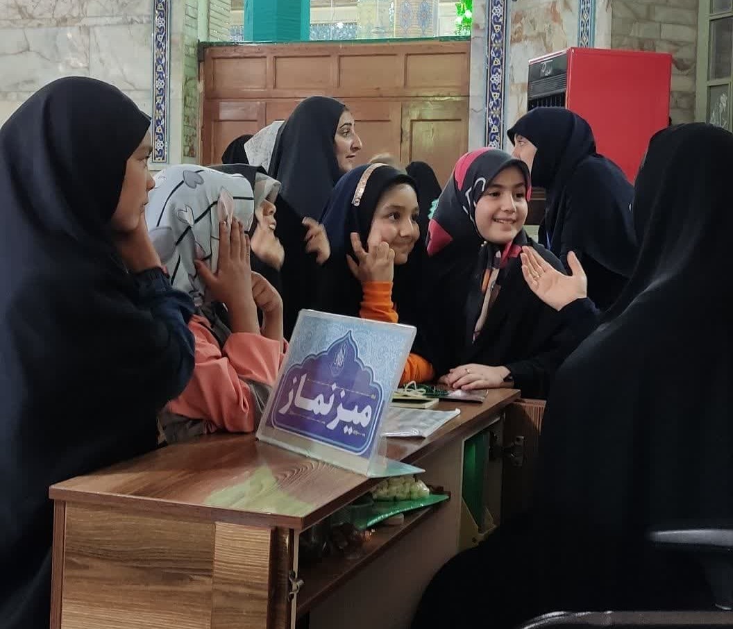  گفتگو با کارشناس و مبلغه فعال عرصه نماز