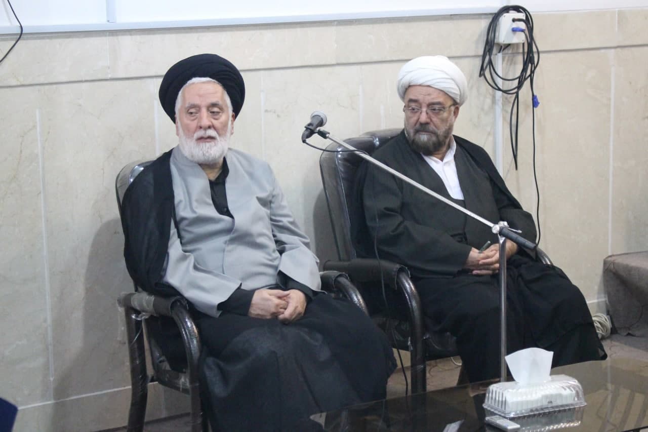  برگزاری جلسه هم اندیشی و هم افزایی اساتید و مبلغان مرکز تخصصی نماز